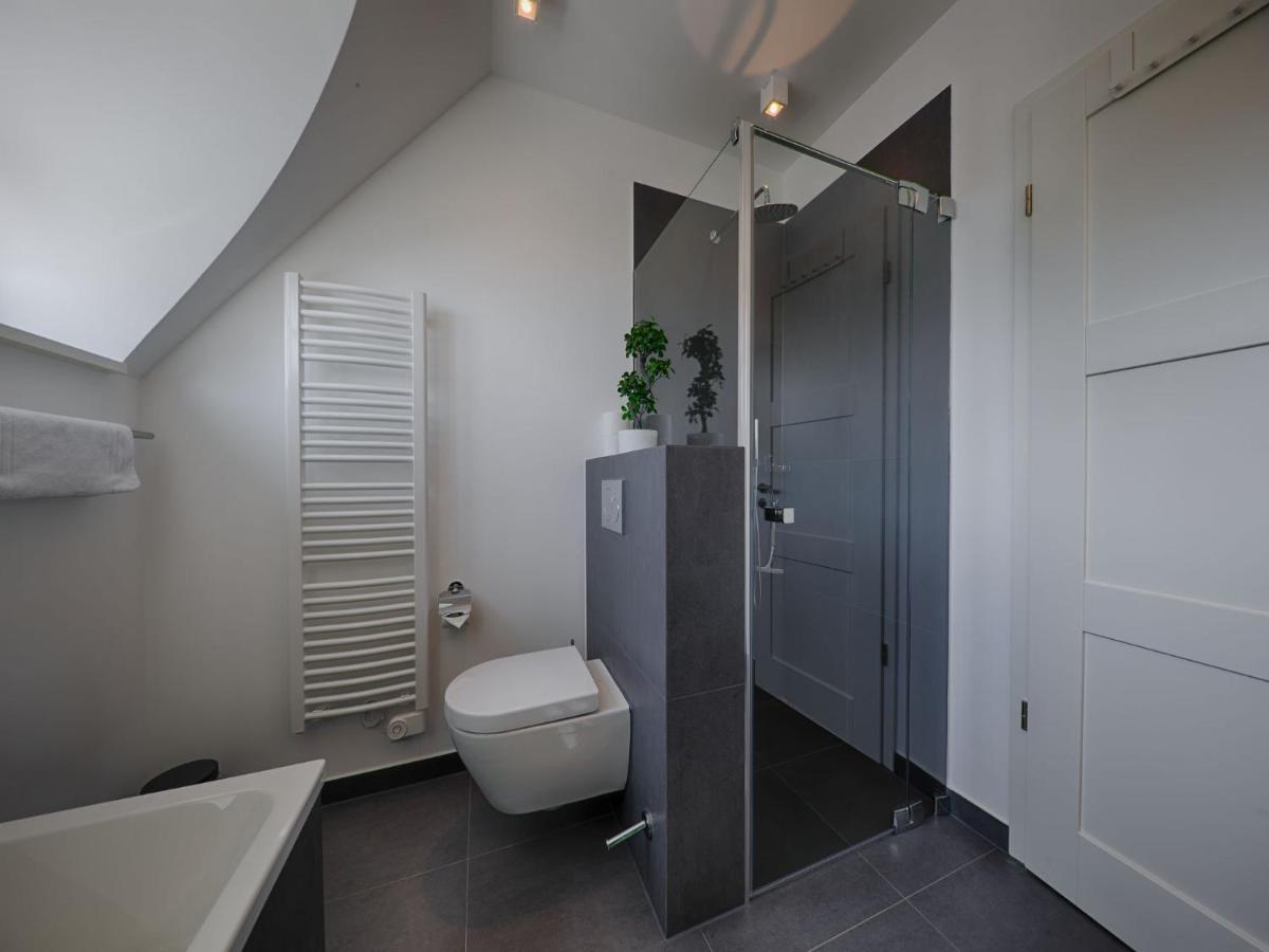 Reetland Am Meer - Premium Reetdachvilla Mit 3 Schlafzimmern, Sauna Und Kamin F27 Дранске Екстериор снимка